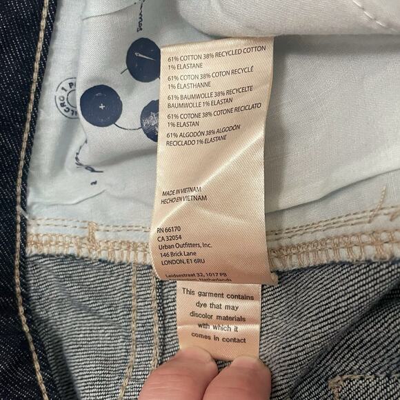 NEW Anthropologie Pilcro Low Slung Relaxed Fit Cargo Jean Blue Oversized Size 32 - Picture 9 of 15